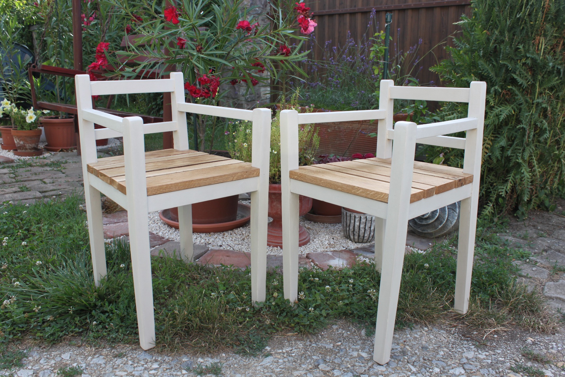 fotó: Elkészült gyermekszékek - butorszellem.hu